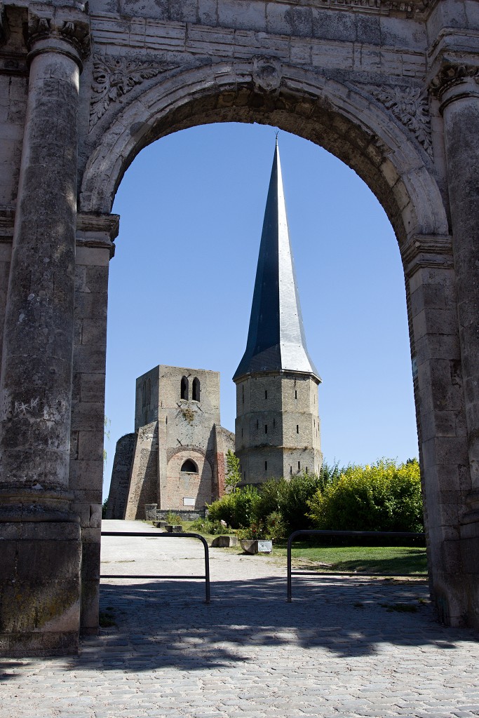 Sint-Winoksbergen Bergen Bergues Duinkerken frankrijk france vestingstad departement du Nord Winoksbergen hdr picardie Piektorre tour Pointue